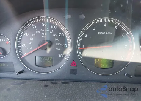 2004 Volvo V70 2.4 из США, поврежденный, VIN YV1SW64A942403847